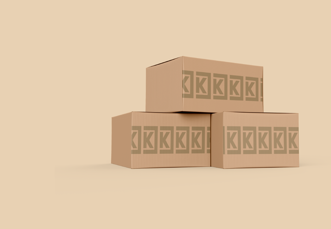 Cajas de cartón KartonCraft disponibles sin mínimo de compra, en tamaños estándar o personalizados para uso industrial.
